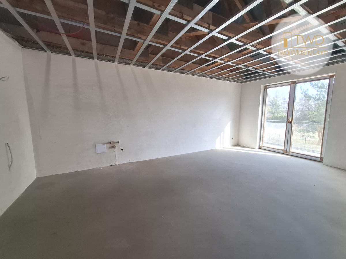 Nowoczesne bezczynszowe mieszkanie z ogródkiem