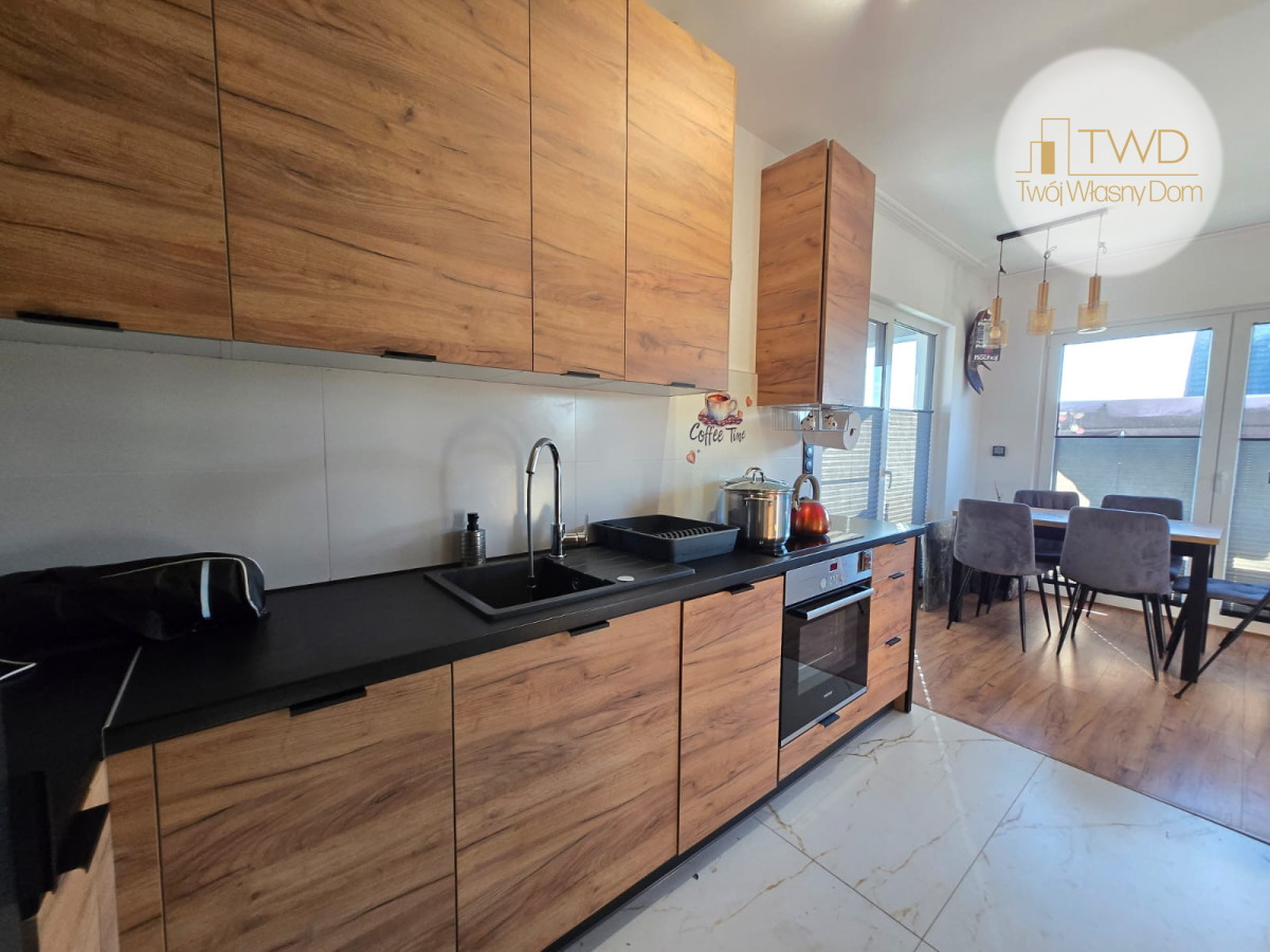 Na sprzedaż: nowoczesny, w pełni wyposażony dom.